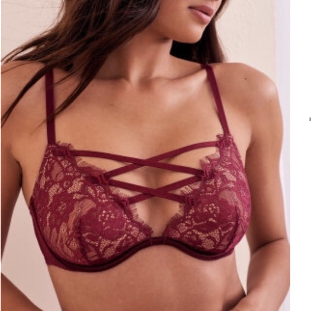 34D adore me bra